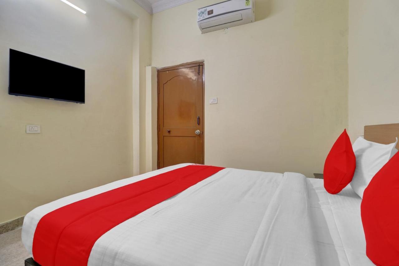 Super Hotel O Rbs Square Langer Houz Haidar Sahibguda Экстерьер фото