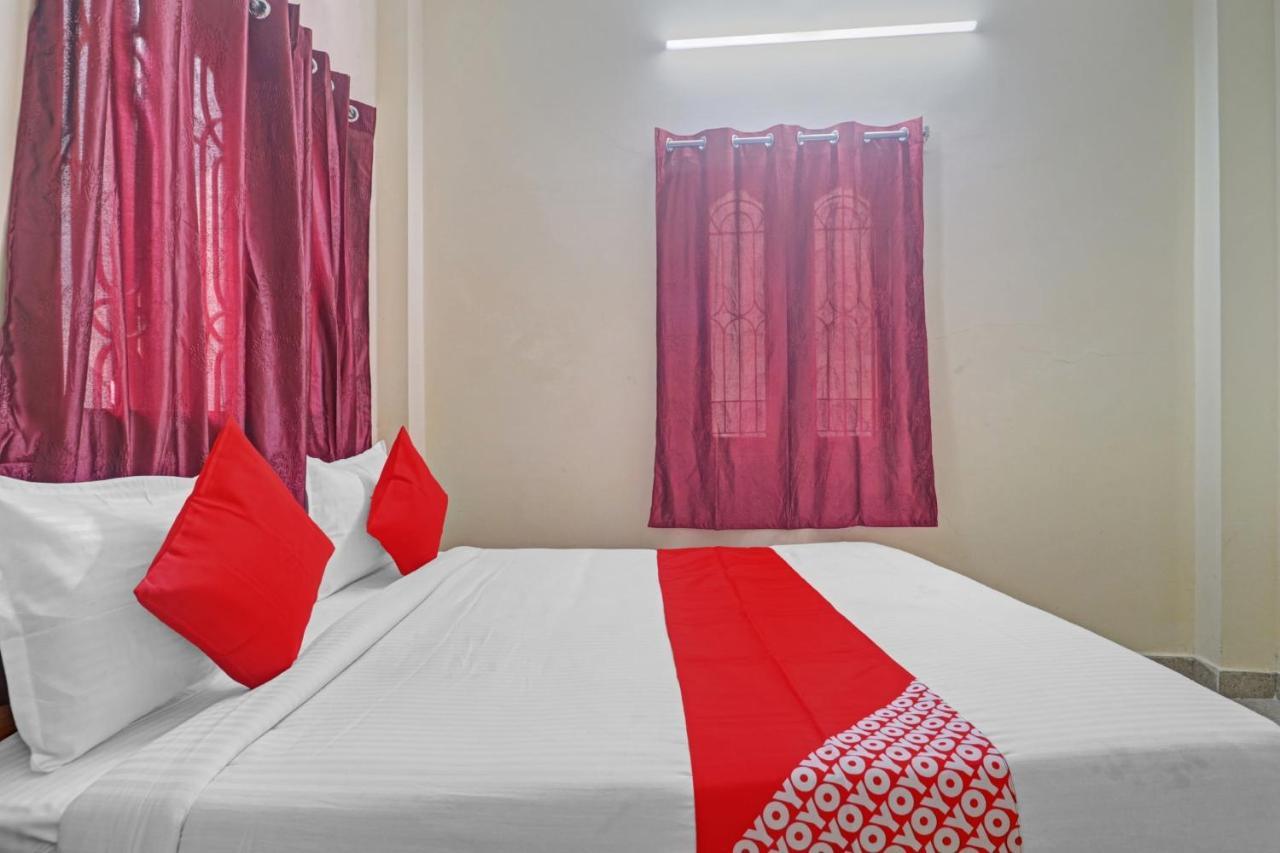 Super Hotel O Rbs Square Langer Houz Haidar Sahibguda Экстерьер фото